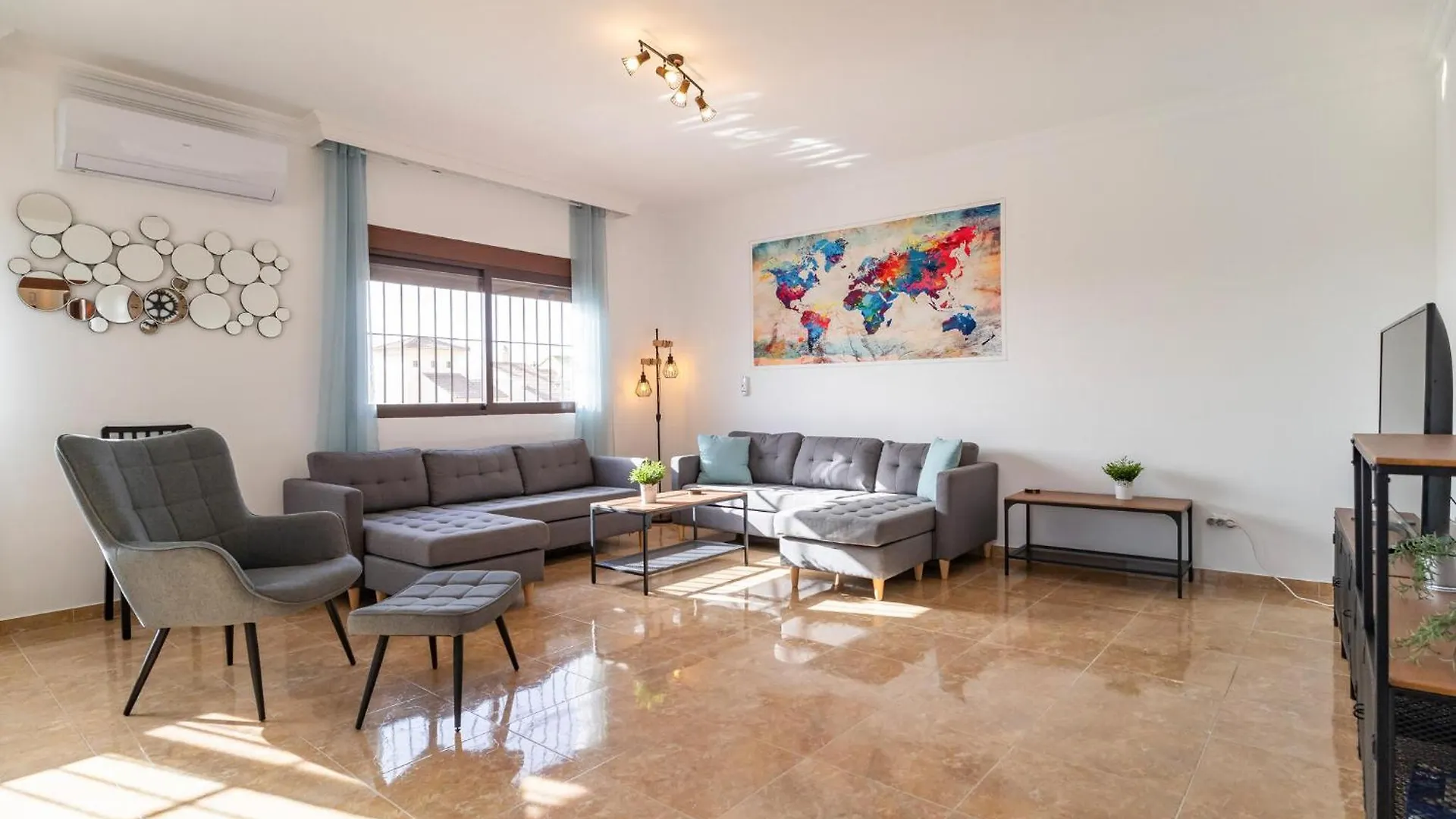 Lovely Home In Benalmadena With Kitchen بيت للعطل