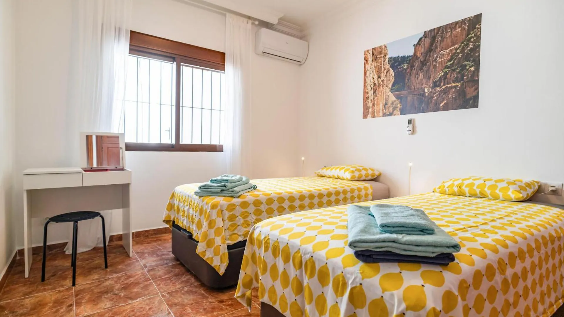 بيت للعطل Lovely Home In Benalmadena With Kitchen إسبانيا
